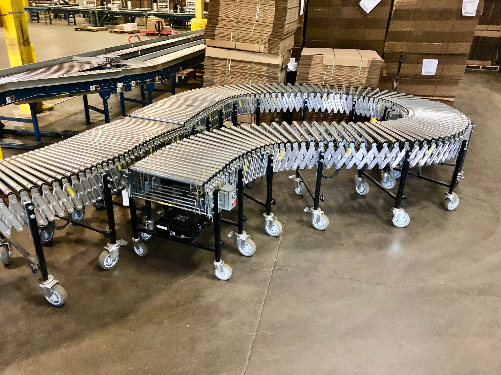 Powered conveyor discount